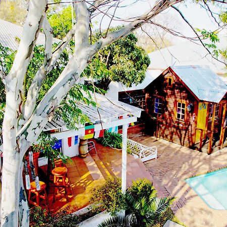 Homebase Melville Backpackers Йоханесбург Екстериор снимка